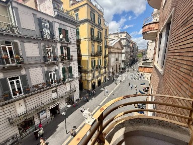 Napoli, Centro Storico, Via Armando Diaz, 11