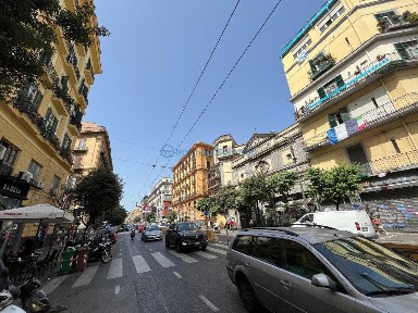 Bilocale corso Umberto I, Tribunali, Napoli