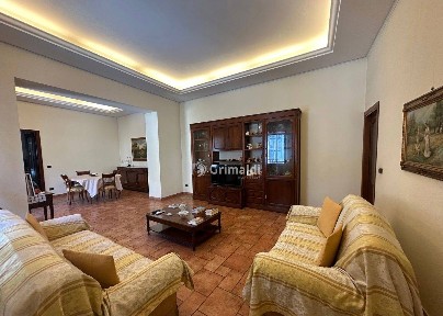 Acerra, Via Flavio Gioia, 1
