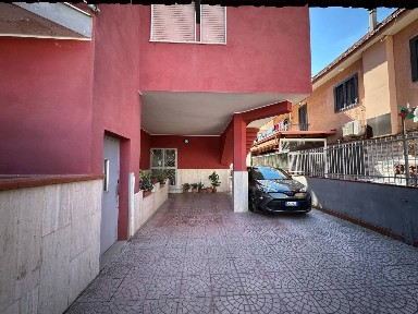 Quadrilocale via Giacomo Brodolini, Centro, Casoria