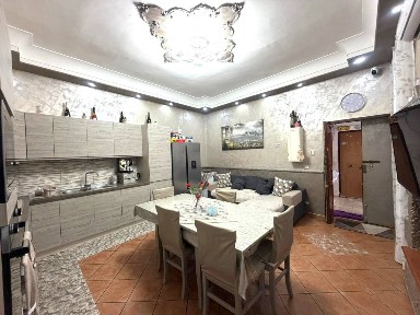 Portici, Via Amoretti, 23