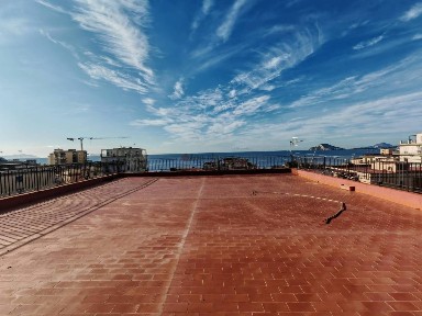 Trilocale via Sottopassaggio Savino Vitagliano, Lungomare, Pozzuoli