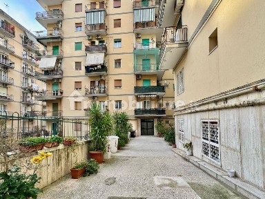 Bilocale via Mario Ruta 31, Pigna - Omodeo, Napoli