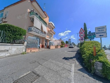 Trilocale via Luciano traversa 1, Pozzuoli Alta, Pozzuoli