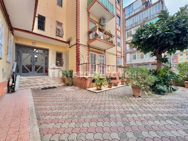 Trilocale traversa Eurialo 16, Bagnoli, Napoli