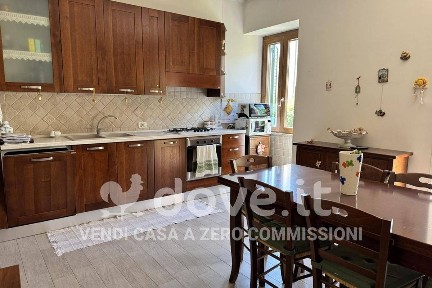 Villa a schiera via Della Provincia 24, Centro, Itri