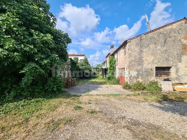 Solesino, VIA MANARA