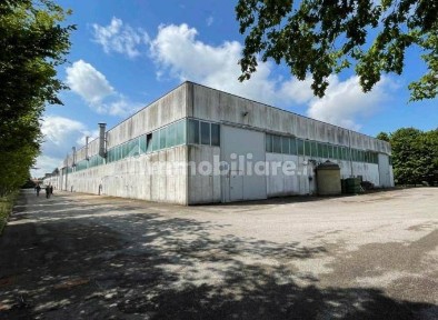 Capannone all'asta via Piave, 35, Piombino Dese