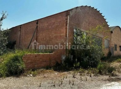 Capannone all'asta Contrada Calderette, Fermo