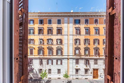 Roma, Prati, Via degli Scipioni