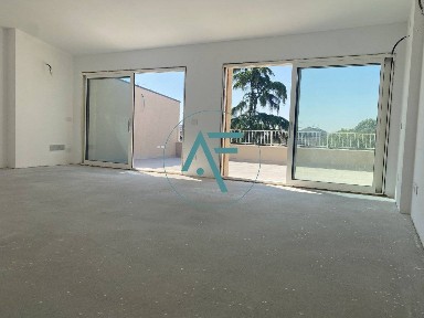 Attico nuovo, 260 m², Centro Storico, Ravenna