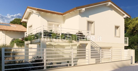 Villa unifamiliare via L.Viani, 22, Vittoria Apuana, Forte dei Marmi