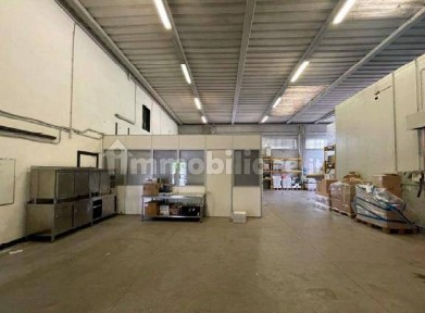 Magazzino all'asta via Alessandro Volta, 25, Veggiano