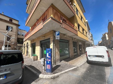 San Benedetto del Tronto, Piazza Cesare Battisti, 9