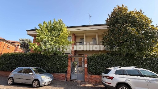 Villa bifamiliare via Ian Fleming 6, Corso XXVII Marzo, Via Tortona, Via F. Rosselli, Voghera