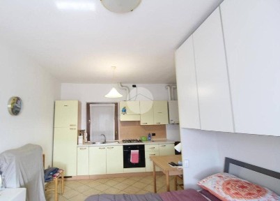 Casa colonica via Giulini 11, Centro, Boffalora Sopra Ticino