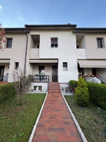 Villa a schiera via 25 Aprile 1945, Rezzato