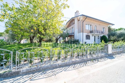 Villa unifamiliare via Tipano 1523, Settecrociari, Cesena