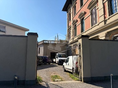 Lucca, San Concordio, Viale Giuseppe Giusti, 451