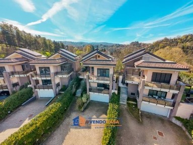 Villa unifamiliare, ottimo stato, 280 m², Gran Madre - Crimea, Torino