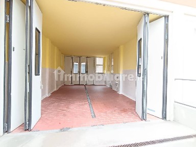 Magazzino - Deposito in Affitto