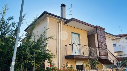 Quadrilocale via Lombroso 4, Villa Carmine, Montesilvano
