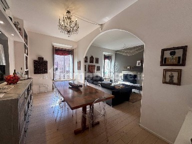 Appartamento via Castiglione, 10, Centro Storico, Bologna