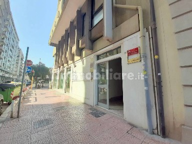 Taranto, Borgo, Via Ciro Giovinazzi, 30