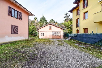 Erba, Via IV Novembre