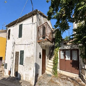 Appartamento all'asta via Tufo 44, Rosora