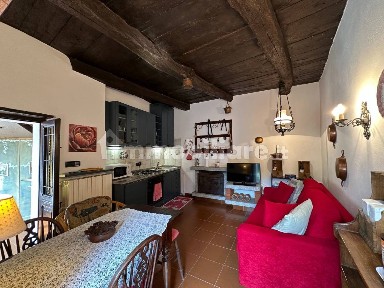 Villa unifamiliare via 4 Novembre 33, Vezzo, Gignese