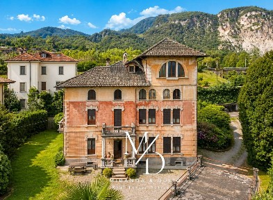 Villa unifamiliare via Nicola della Casa 38, Centro, Baveno