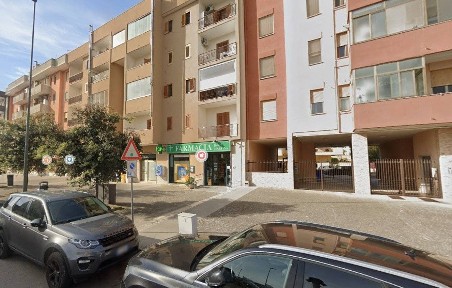 Locale commerciale in Vendita