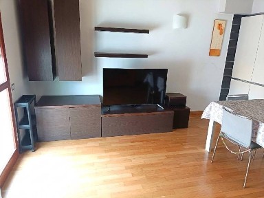Trilocale via Carlo Urbani 50, Centro, Fabriano