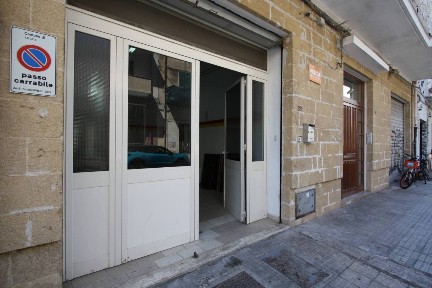 Locale commerciale in Vendita