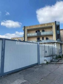 Magazzino all'asta via Plutone snc, Sant'Antimo