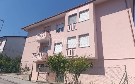 Trilocale ottimo stato, primo piano, Monsano