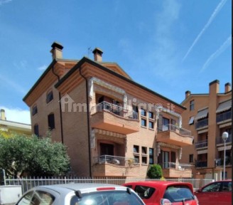 Appartamento all'asta via Giacomo Puccini, Chiaravalle
