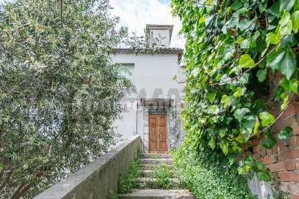 Appartamento via Cadice 8, Centro, Arcevia