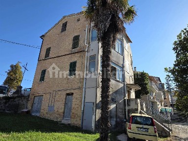 Montecarotto, via san giuseppe, 51