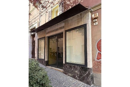 Locale commerciale in Affitto