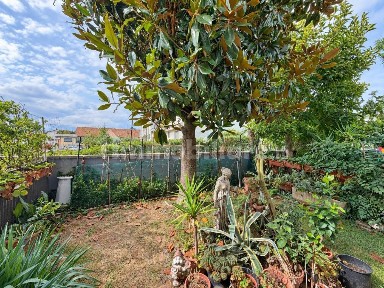 Terratetto unifamiliare 84 m², buono stato, San Giovanni Valdarno