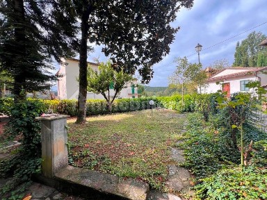 Terratetto unifamiliare 120 m², da ristrutturare, San Leo, Anghiari
