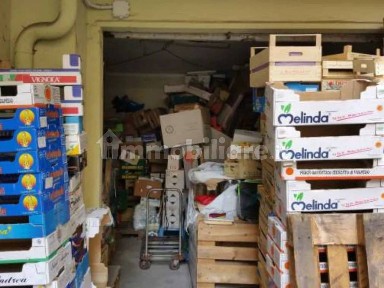 Magazzino all'asta via G. Poirè 215, Sant'Olcese