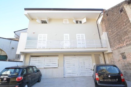 San Prisco, Via Cavacone, 5