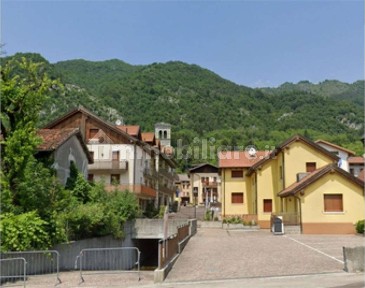 Casa indipendente all'asta piazzetta Cesare Battisti, Barcis