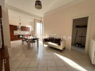 Trilocale viale Cesare Battisti 32, Via Piave, Foligno