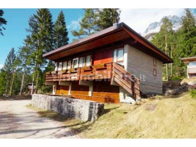 Villa all'asta via Metanopoli/Ravenna, 316, Borca di Cadore