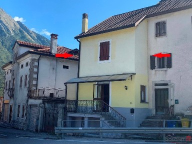 Villa bifamiliare frazione Cadola 24, Ponte Nelle Alpi Polpet, Ponte nelle Alpi