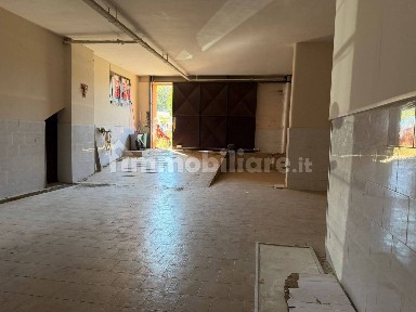 Magazzino - Deposito in Affitto